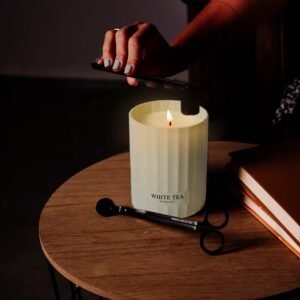 white tea candle - view 3